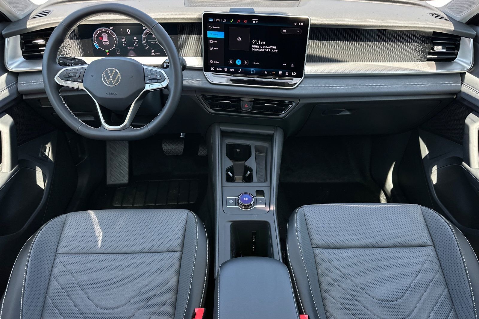 New 2026 Platinum Gray Metallic Volkswagen 2.0T SE image 13