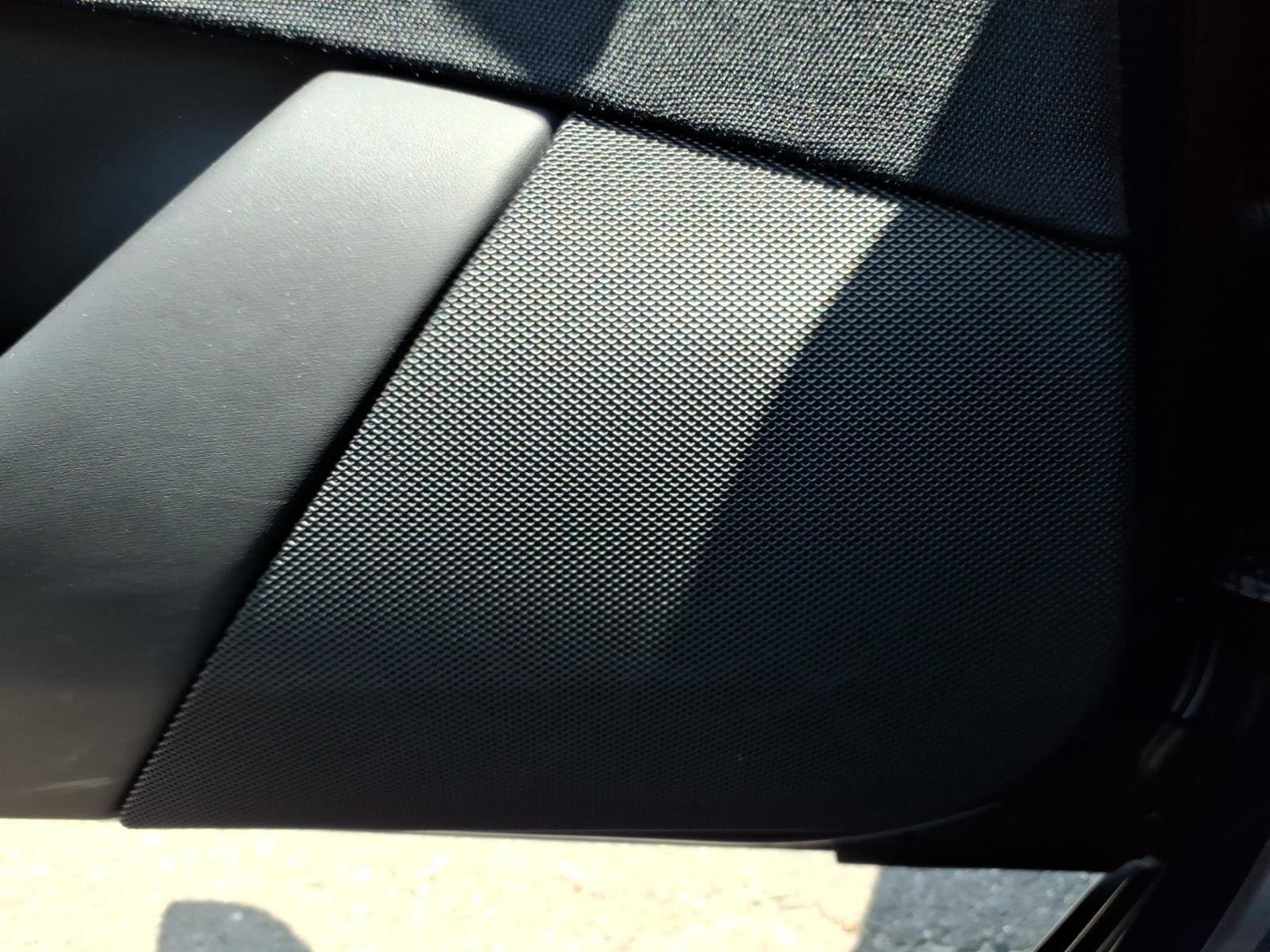 Used 2022 Deep Blue Metallic Tesla Base image 6