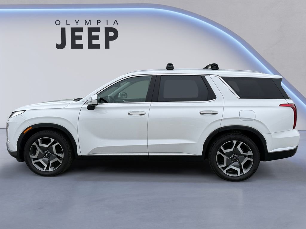 Used 2023 White Hyundai Limited image 3