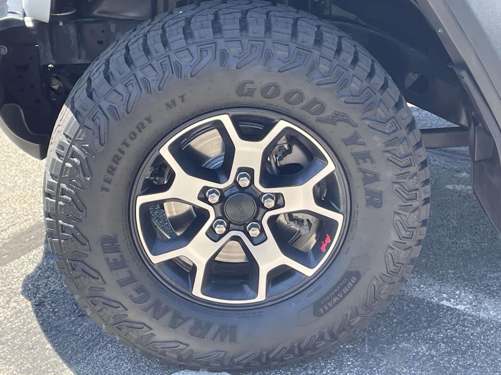 Used 2019 Whi/white Jeep Rubicon image 19
