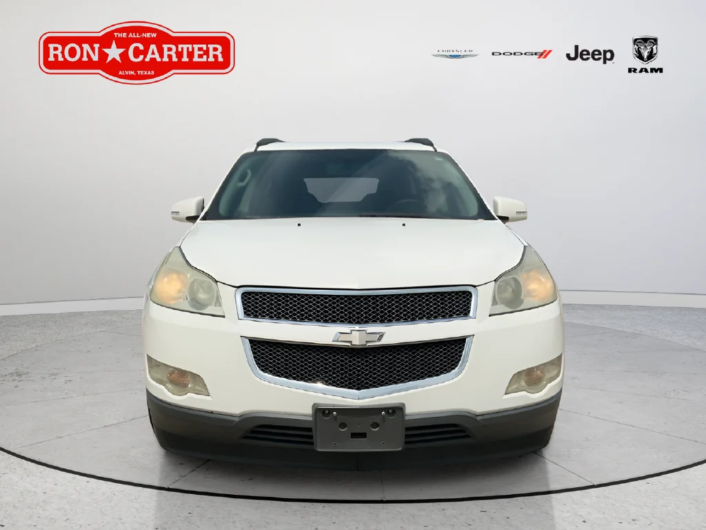Used 2011 Chevrolet Traverse 2LT with VIN 1GNKRJED9BJ381223 for sale in Alvin, TX