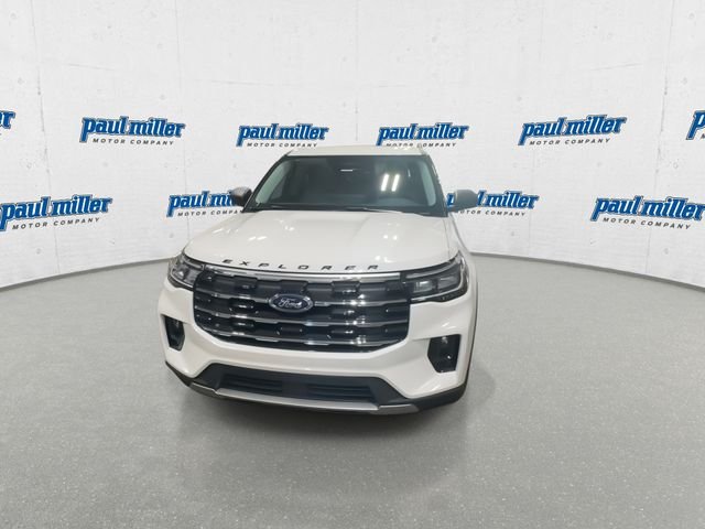 Certified Used 2025 White Metallic Ford Active image 5