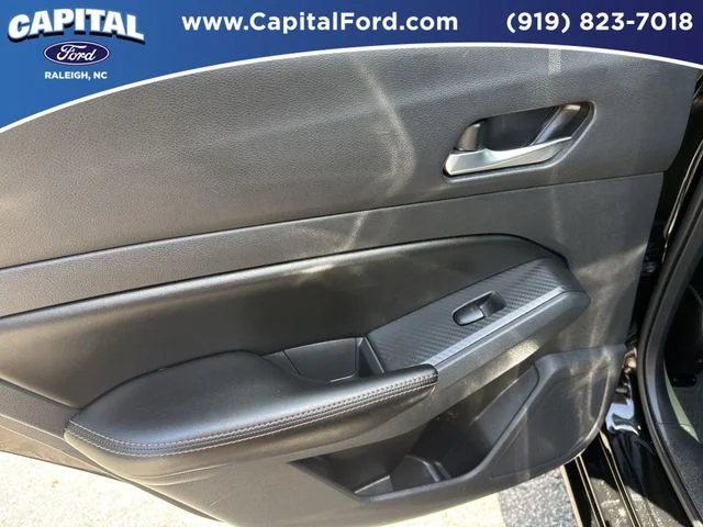Used 2022 Black Nissan 2.5 SR image 17