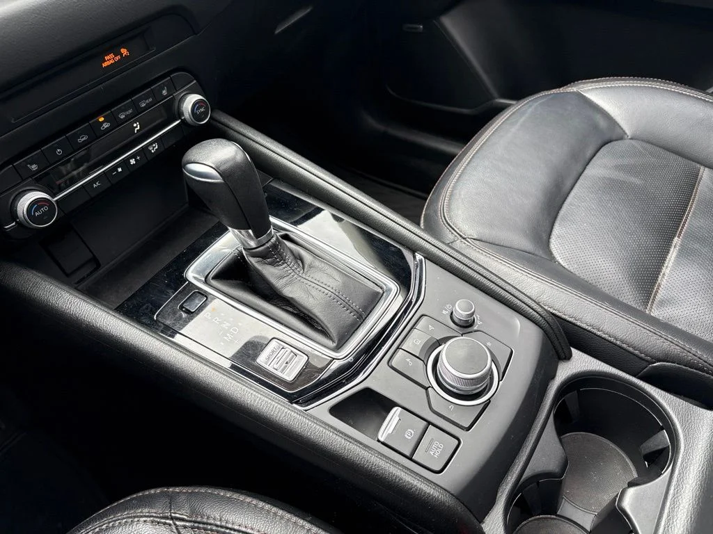 Used 2021 Blue Mazda Touring image 22
