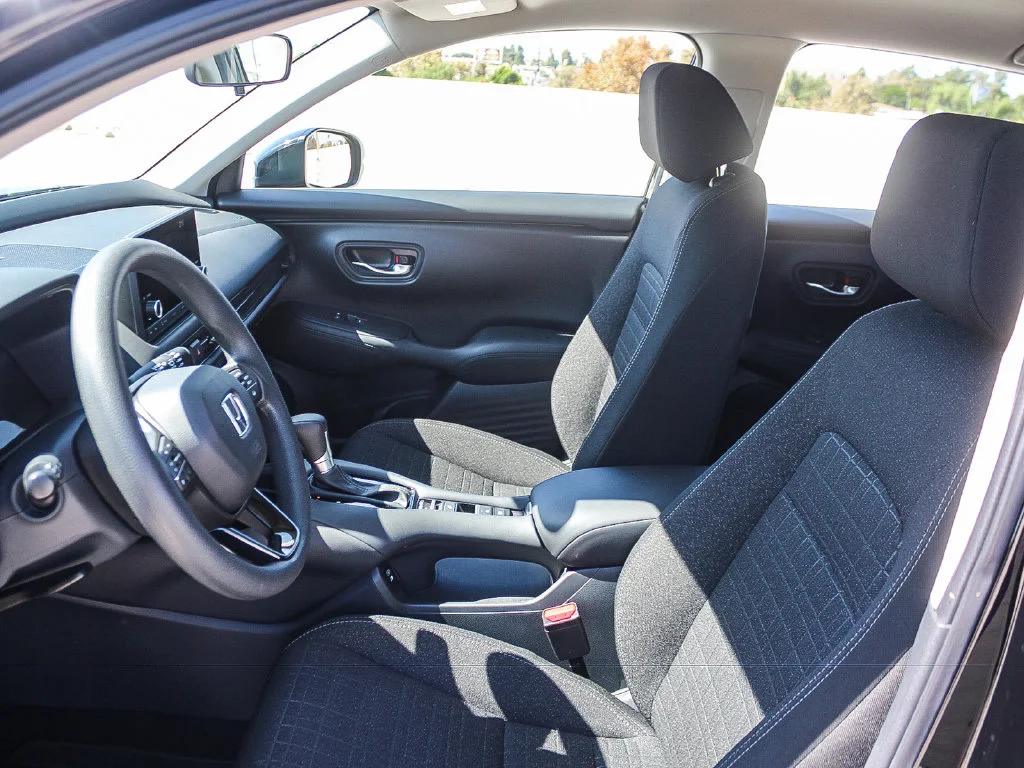 2025 Honda HR-V LX - Photo 18