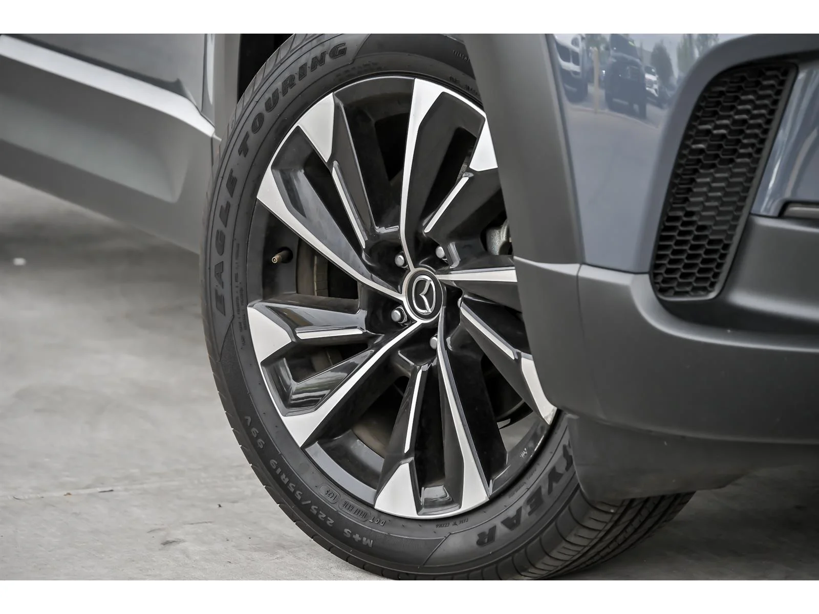 Used 2025 Gray Mazda Premium Plus image 3