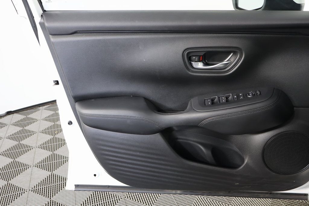 2023 Honda HR-V LX - Photo 10