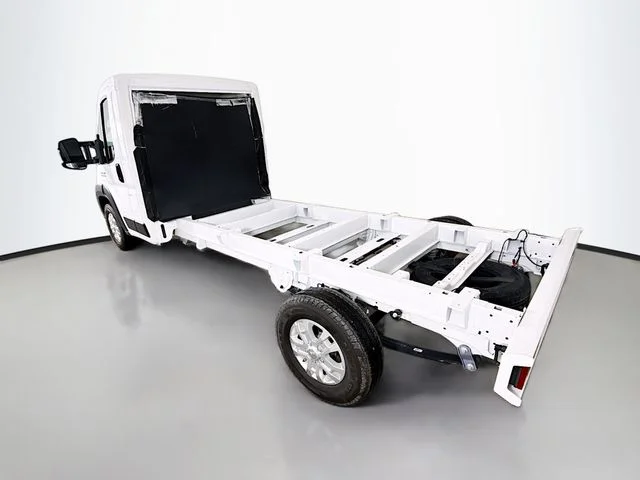 Used 2025 White Ram Low Roof image 5