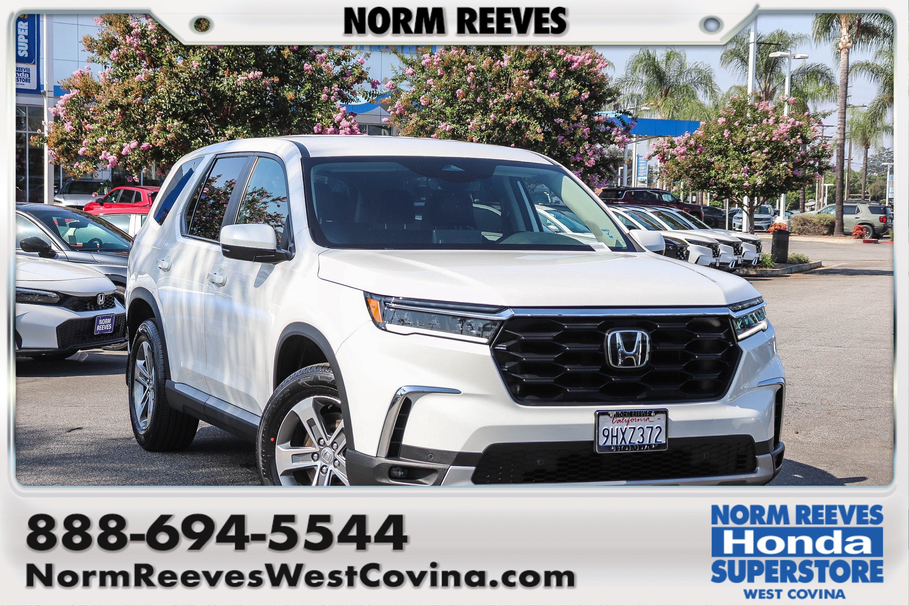 Certified Used 2023 Platinum White Pearl Honda EX-L 7 Passenger image 37