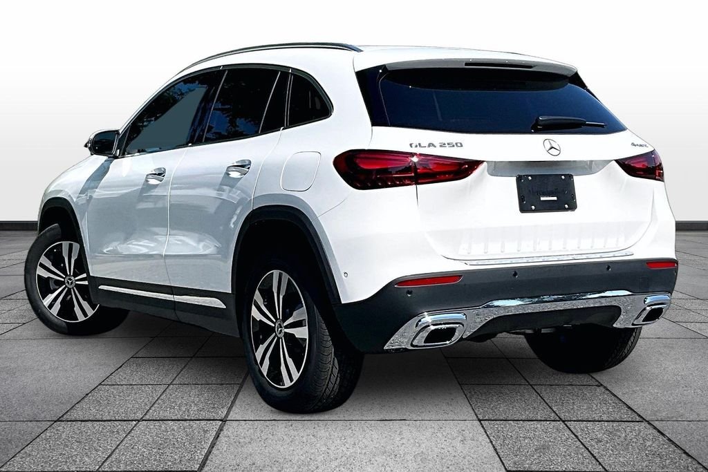 New 2026 White Mercedes-Benz GLA 250 image 4
