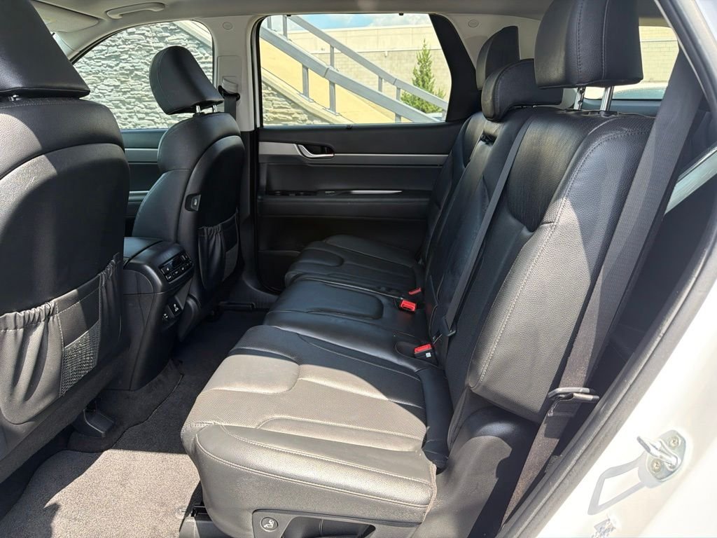 Used 2022 White Hyundai SEL image 12