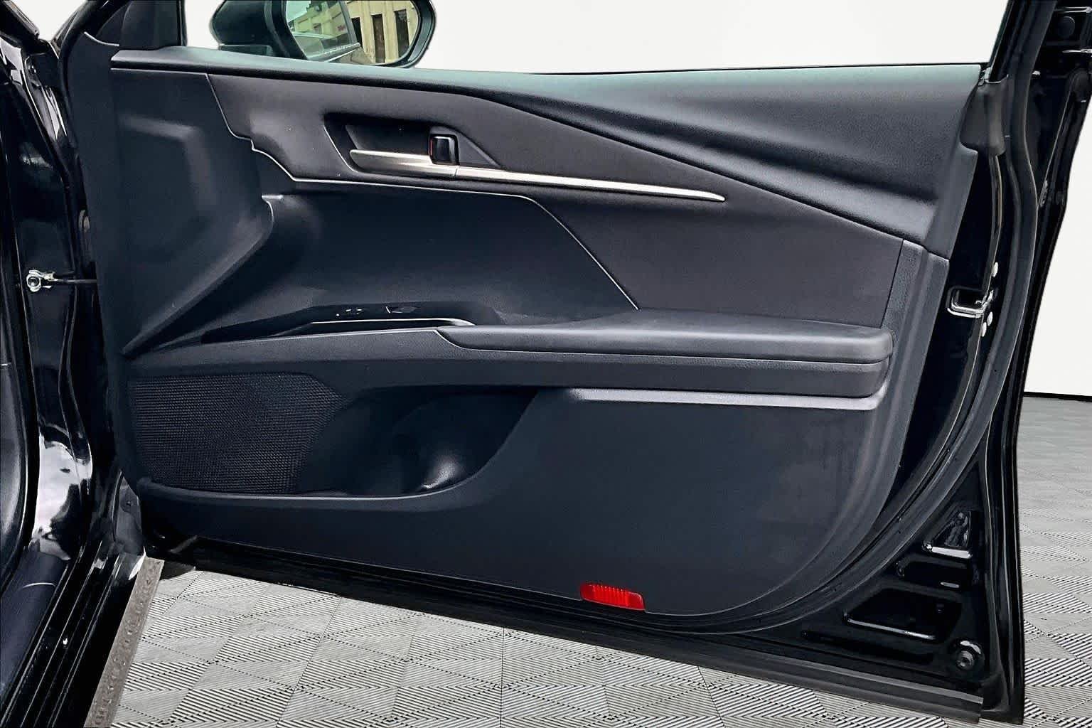 Used 2025 Midnight Black Metallic Toyota LE image 22