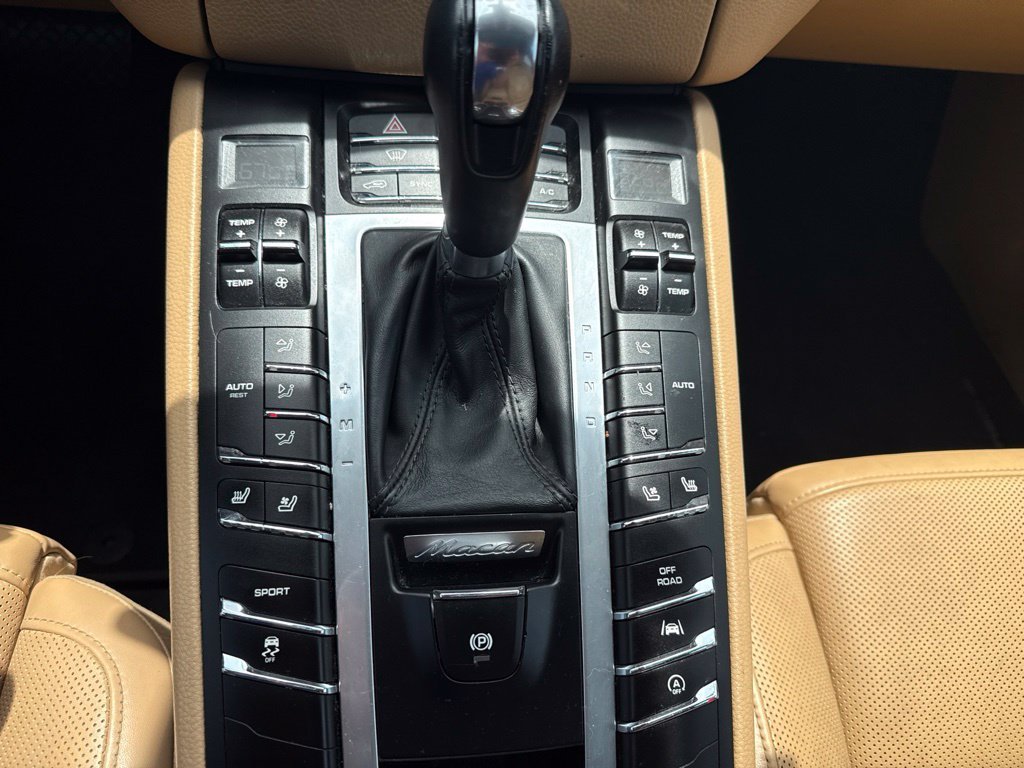 Used 2017 Blue Porsche S image 9