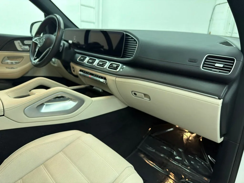 Certified Used 2024 White Mercedes-Benz GLE 450 image 33