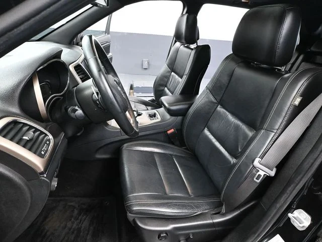 Used 2014 Black Jeep Limited image 23