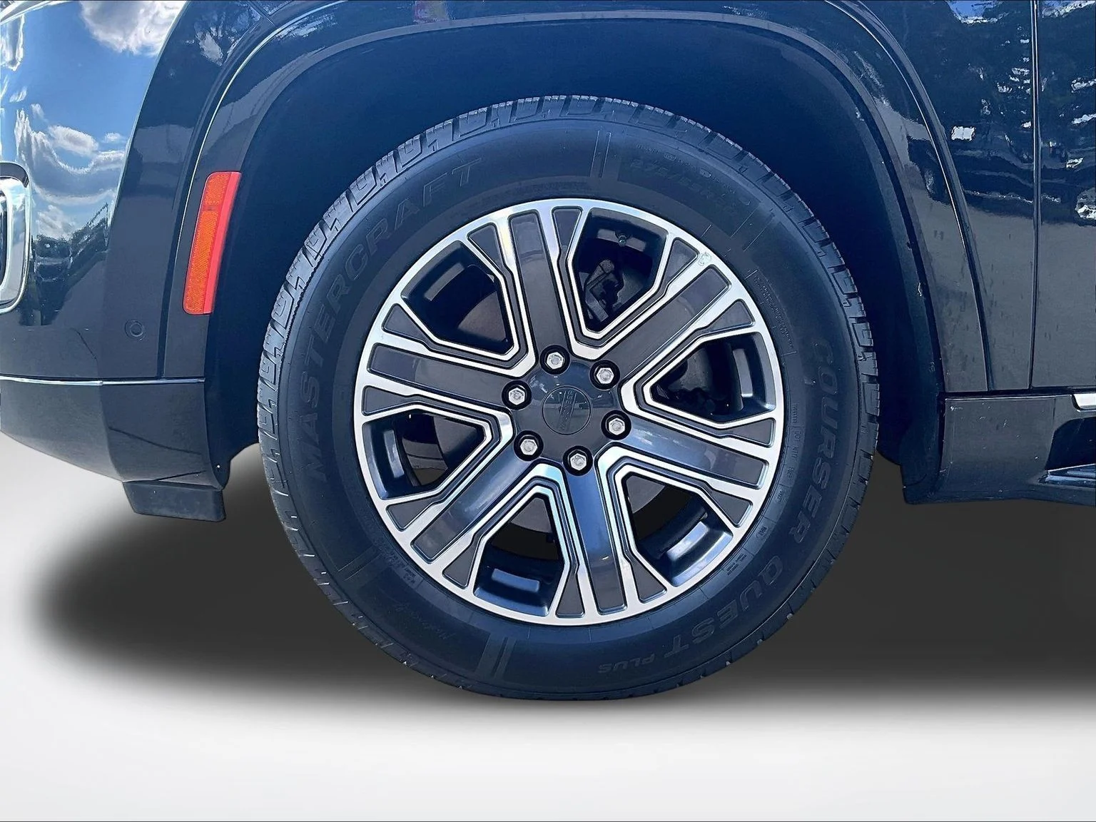 Used 2024 Black Jeep Series II image 9