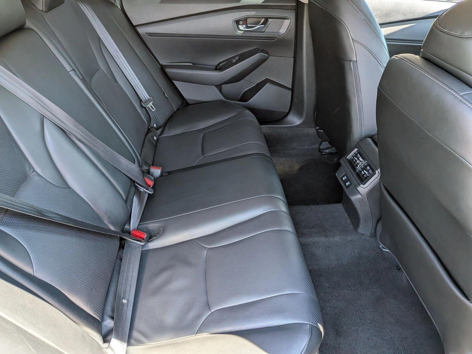 Used 2024 Black Honda EX-L image 18