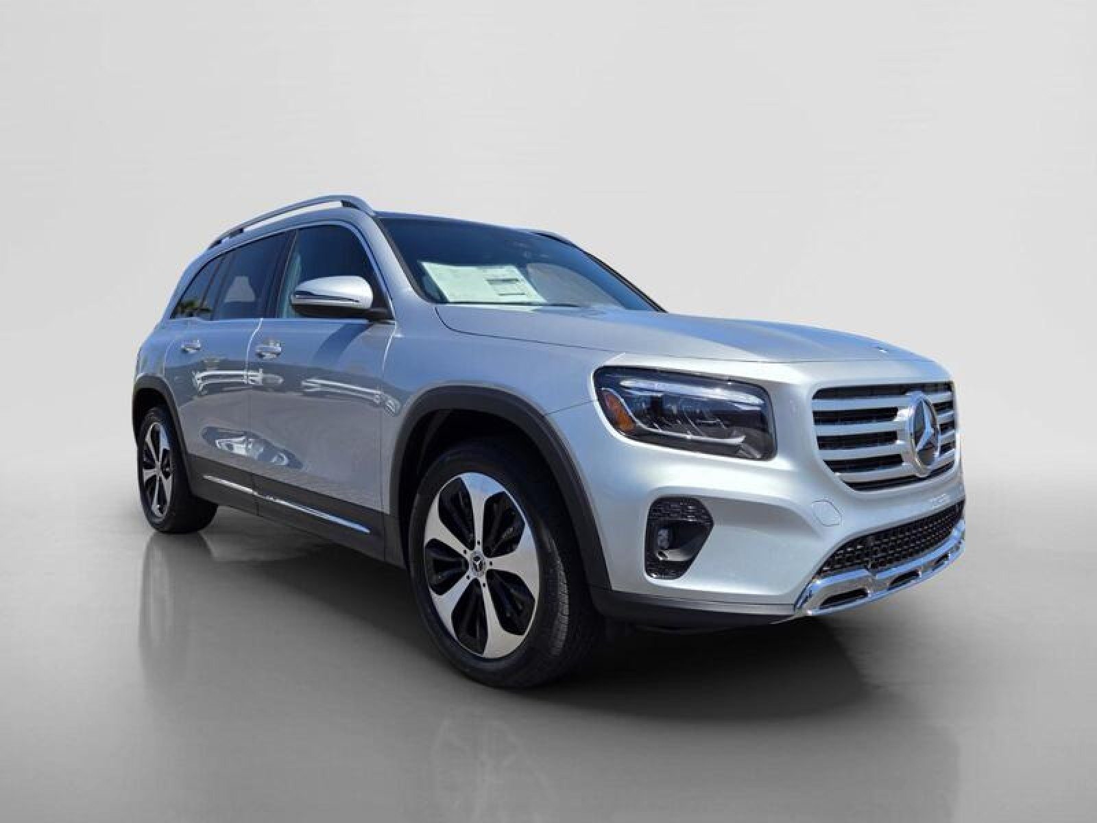 New 2026 Cirrus Silver Metallic Mercedes-Benz GLB 250 SUV image 7