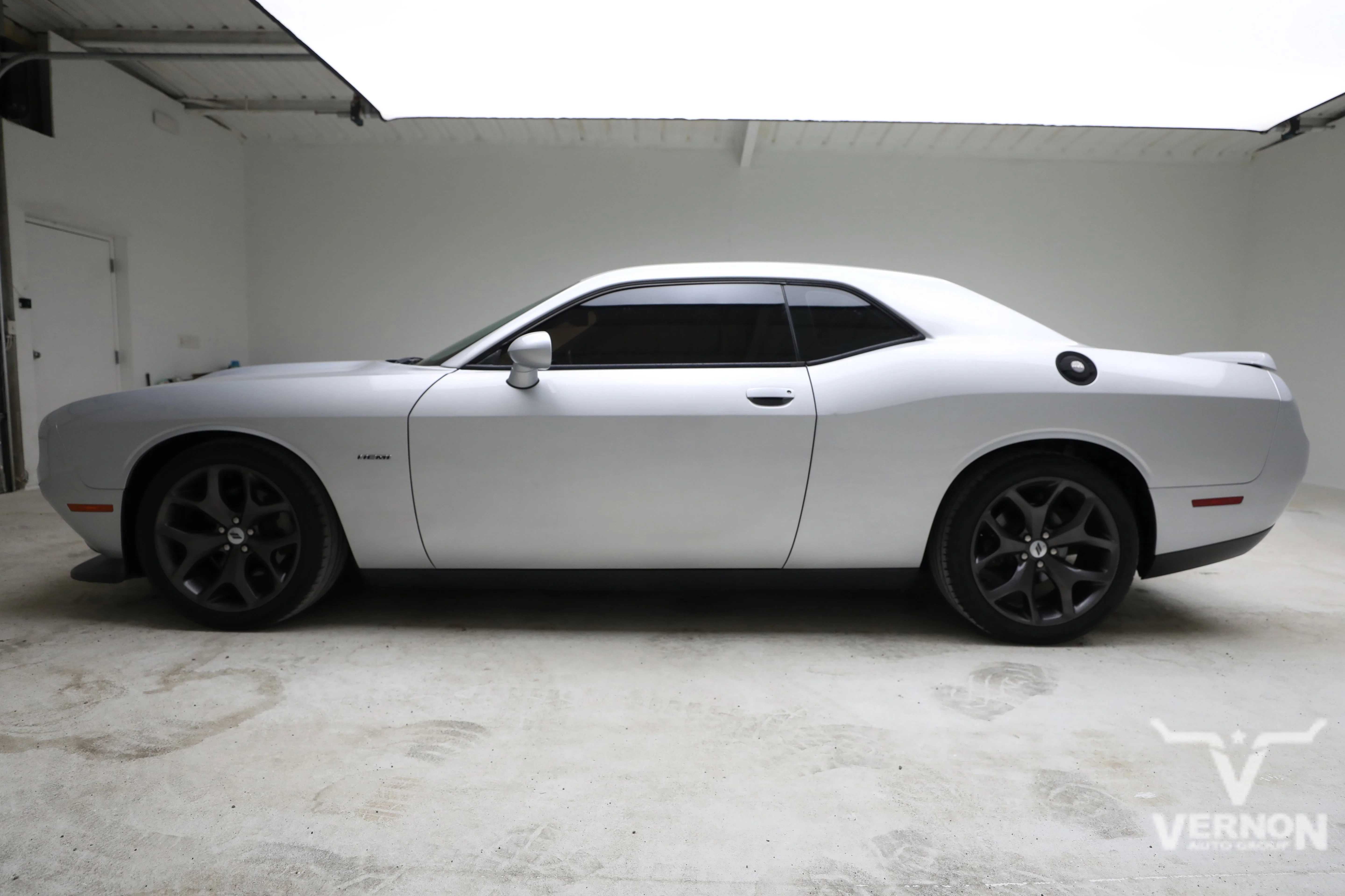 Pre-Owned 2019 Dodge Challenger R/T Coupe RWD