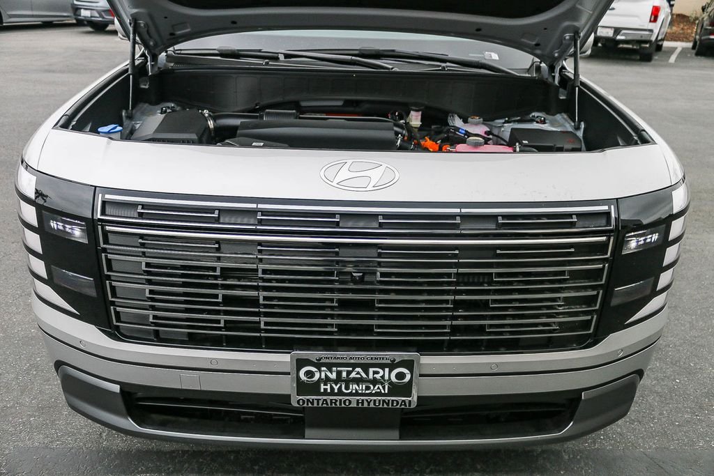New 2026 Silver Hyundai SEL Premium image 28