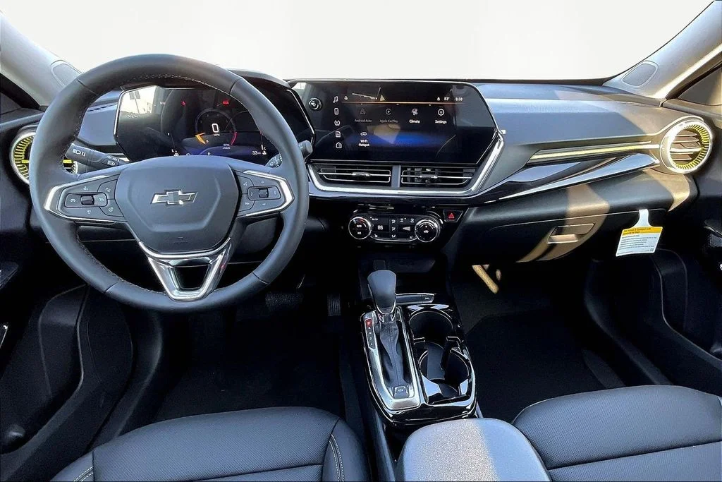 2026 Chevrolet Trax Activ - Photo 6