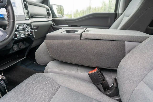 Used 2025  Ford XLT image 17