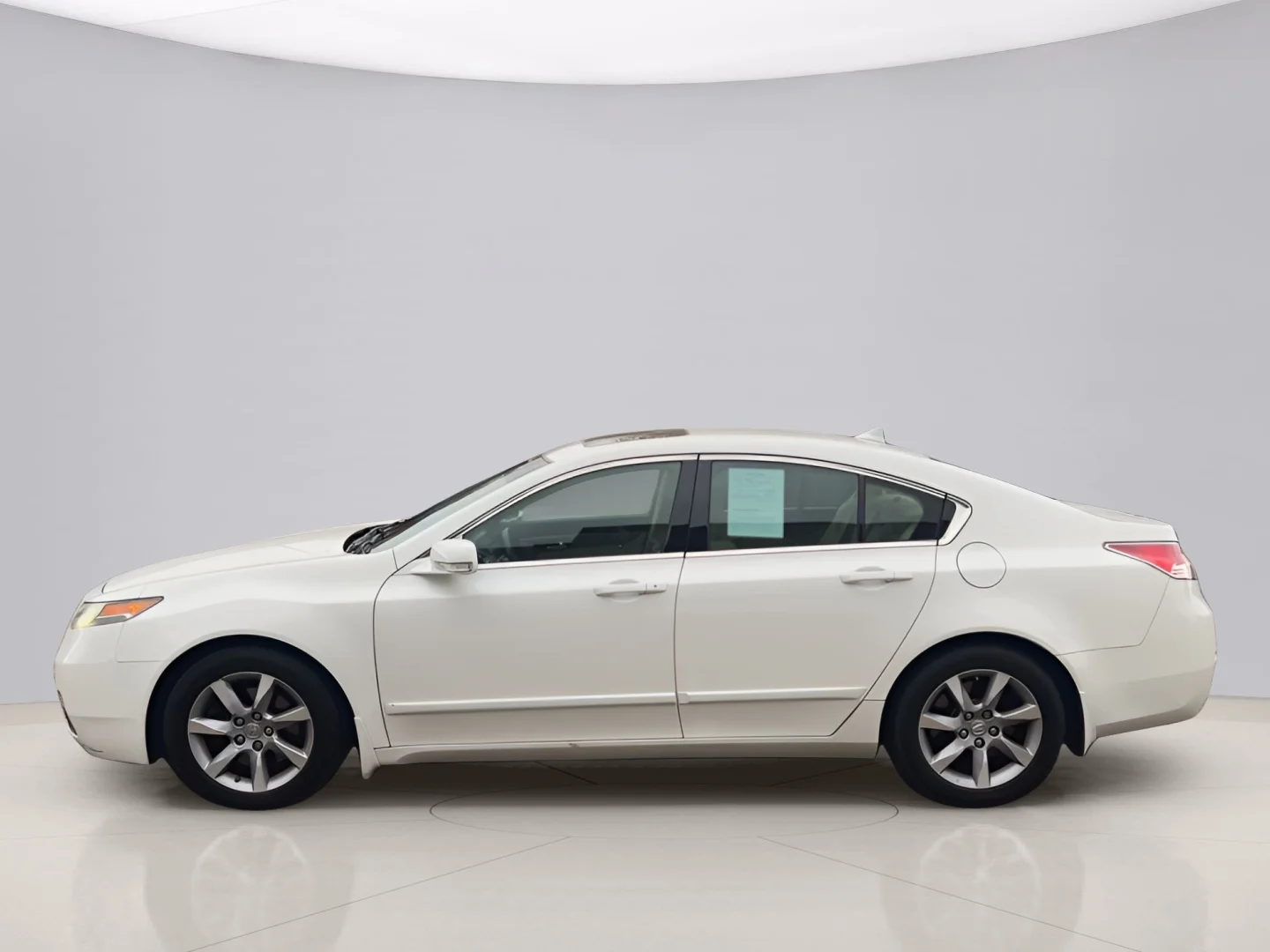 Used 2013 White Acura  image 5