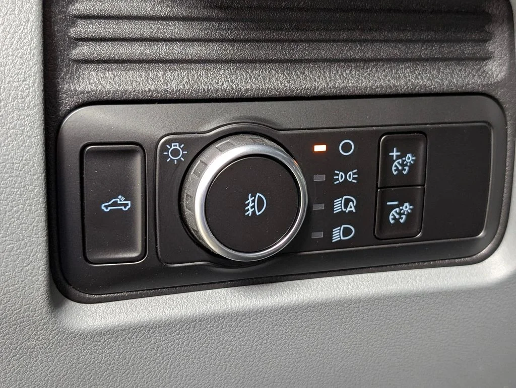 New 2026 Oxford White Ford F-250® XL image 11