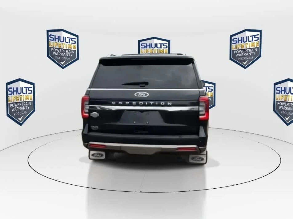 Used 2022 Agate Black Metallic Ford King Ranch image 7