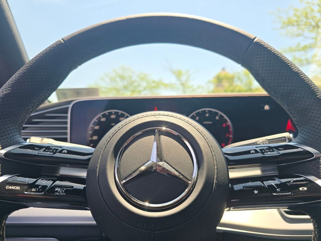 New 2026 MANUFAKTUR Alpine Grey Mercedes-Benz GLS 450 image 70