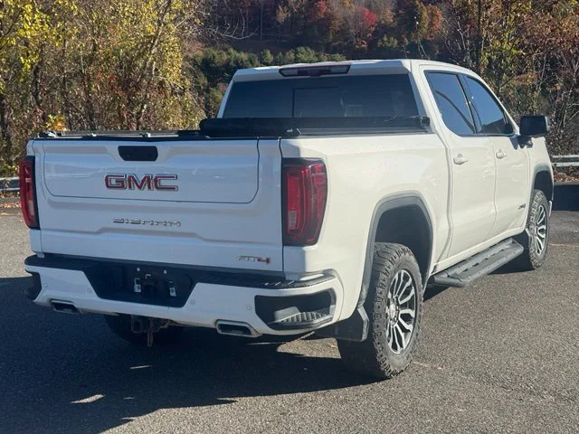 Used 2023 White GMC AT4 image 5