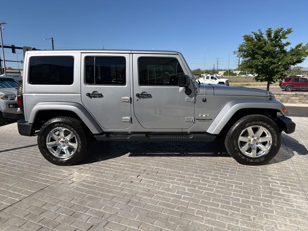 Used 2016 Billet Silver Metallic Jeep Unlimited Sahara image 6