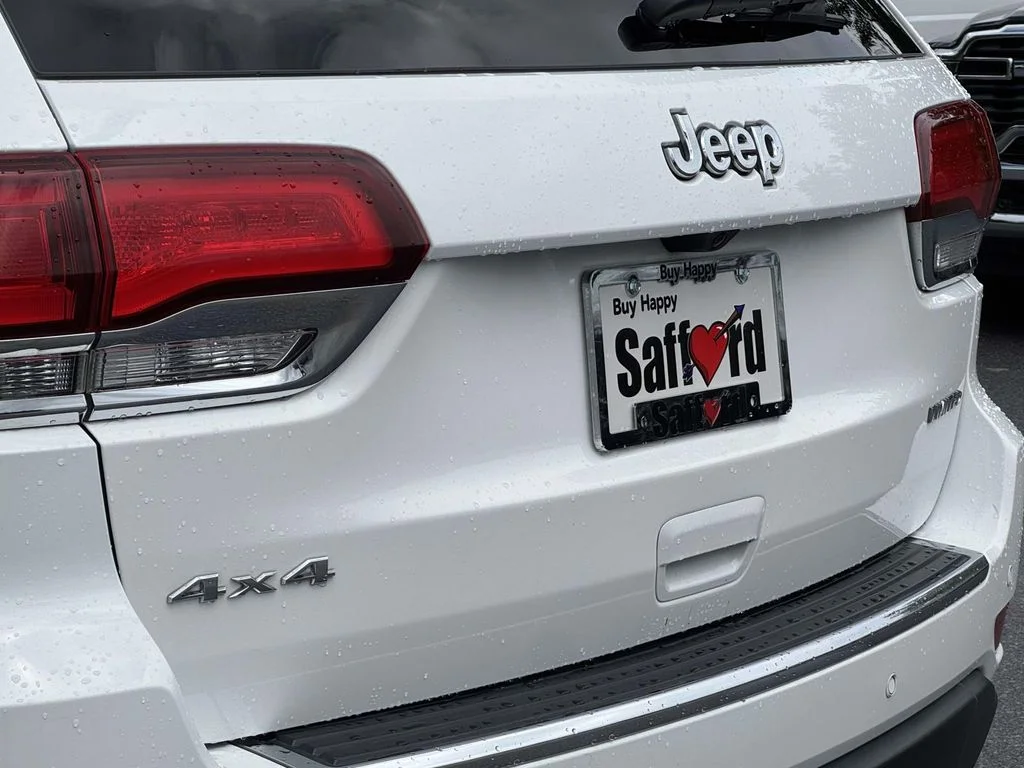 Used 2022 White Jeep Limited image 11