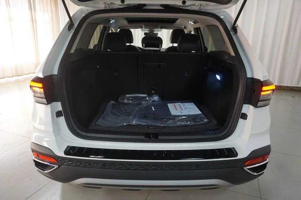 New 2026 White Volkswagen 1.5T SEL image 24