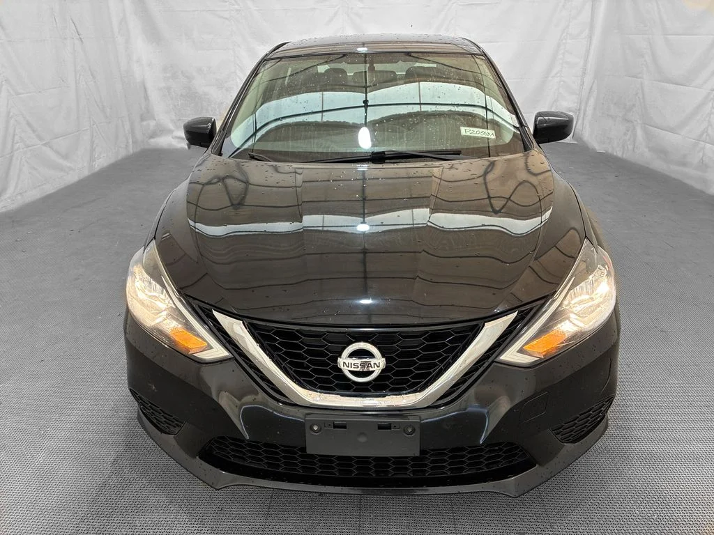 Used 2017 Nissan Sentra SV with VIN 3N1AB7AP9HL721759 for sale in Howell, MI