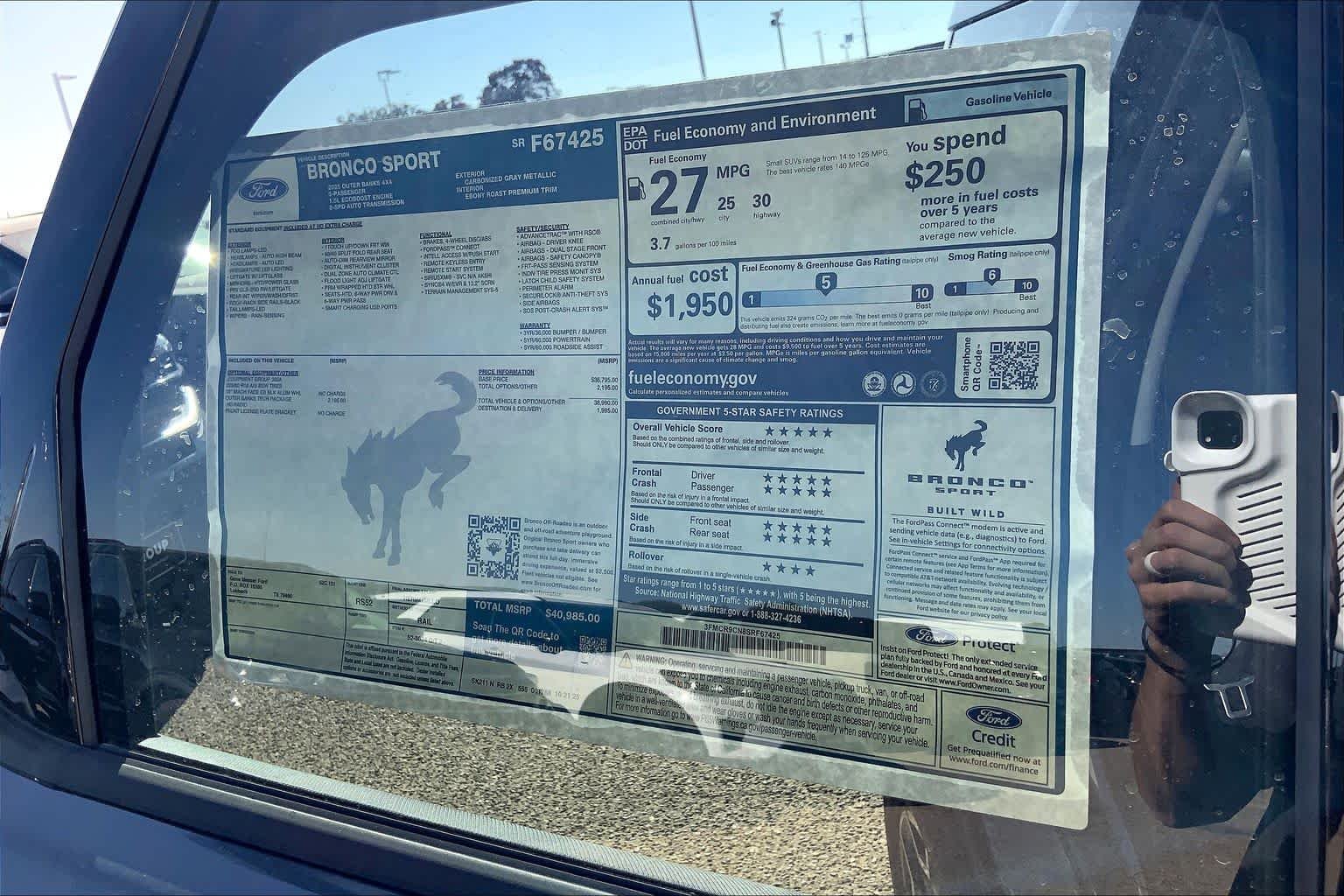 New 2025 Carbonized Gray Metallic Ford Outer Banks® image 21