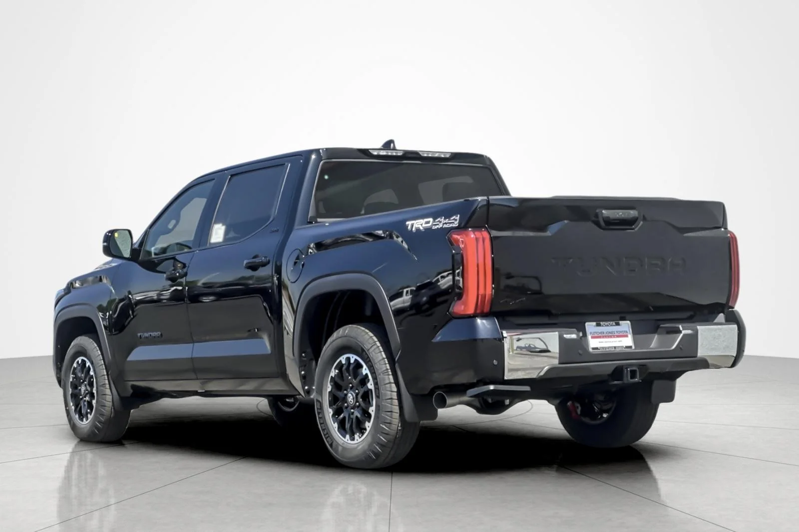 New 2026 Midnight Black Metallic Toyota  SR5 image 3