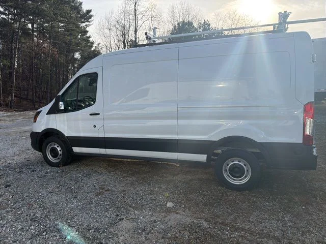 New 2024 White Ford Base image 6