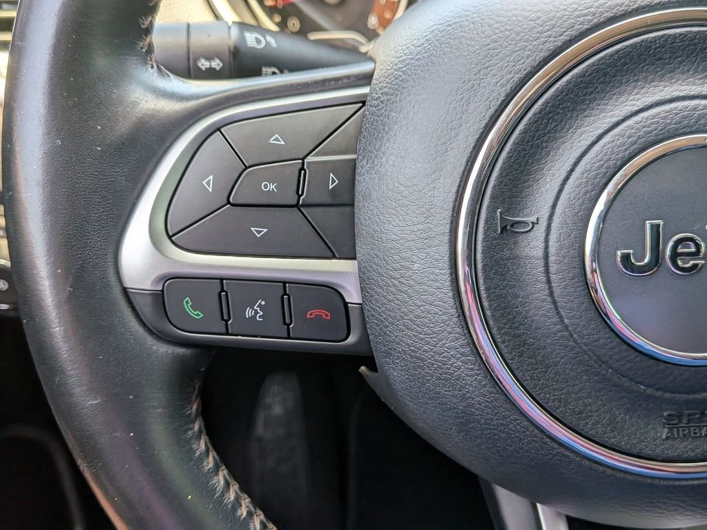 Used 2019 Black Jeep Latitude image 19