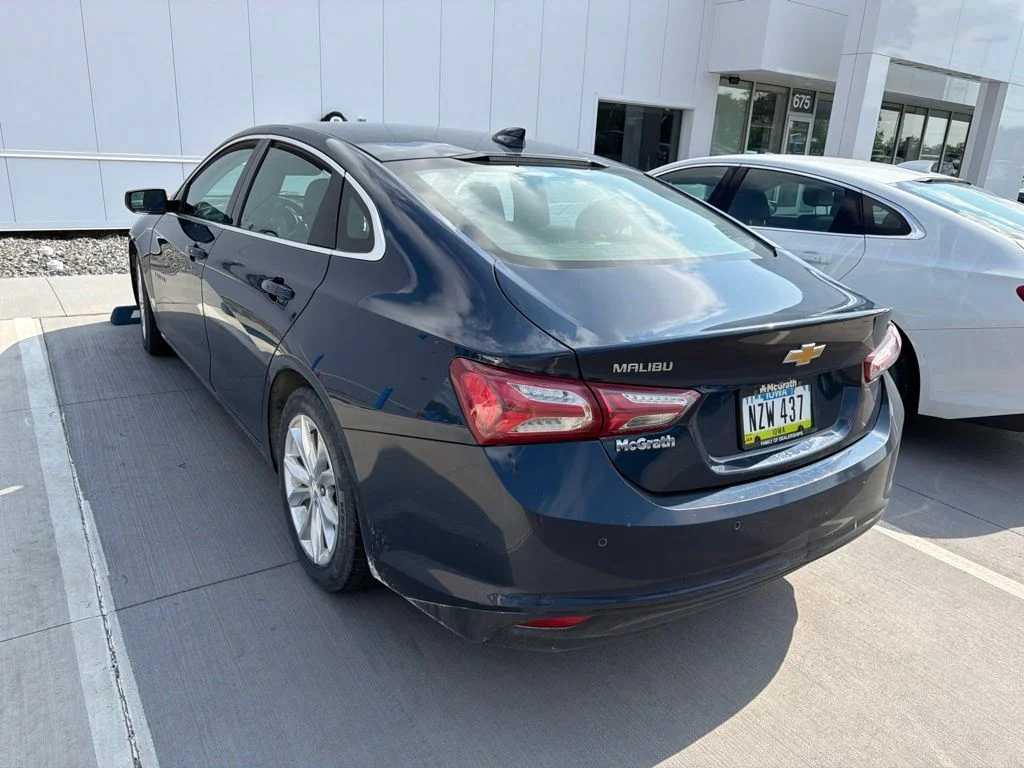 Used 2020 Blue Chevrolet LT image 7