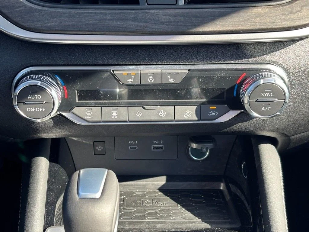 Certified Used 2025 Black Nissan 2.5 SL image 9