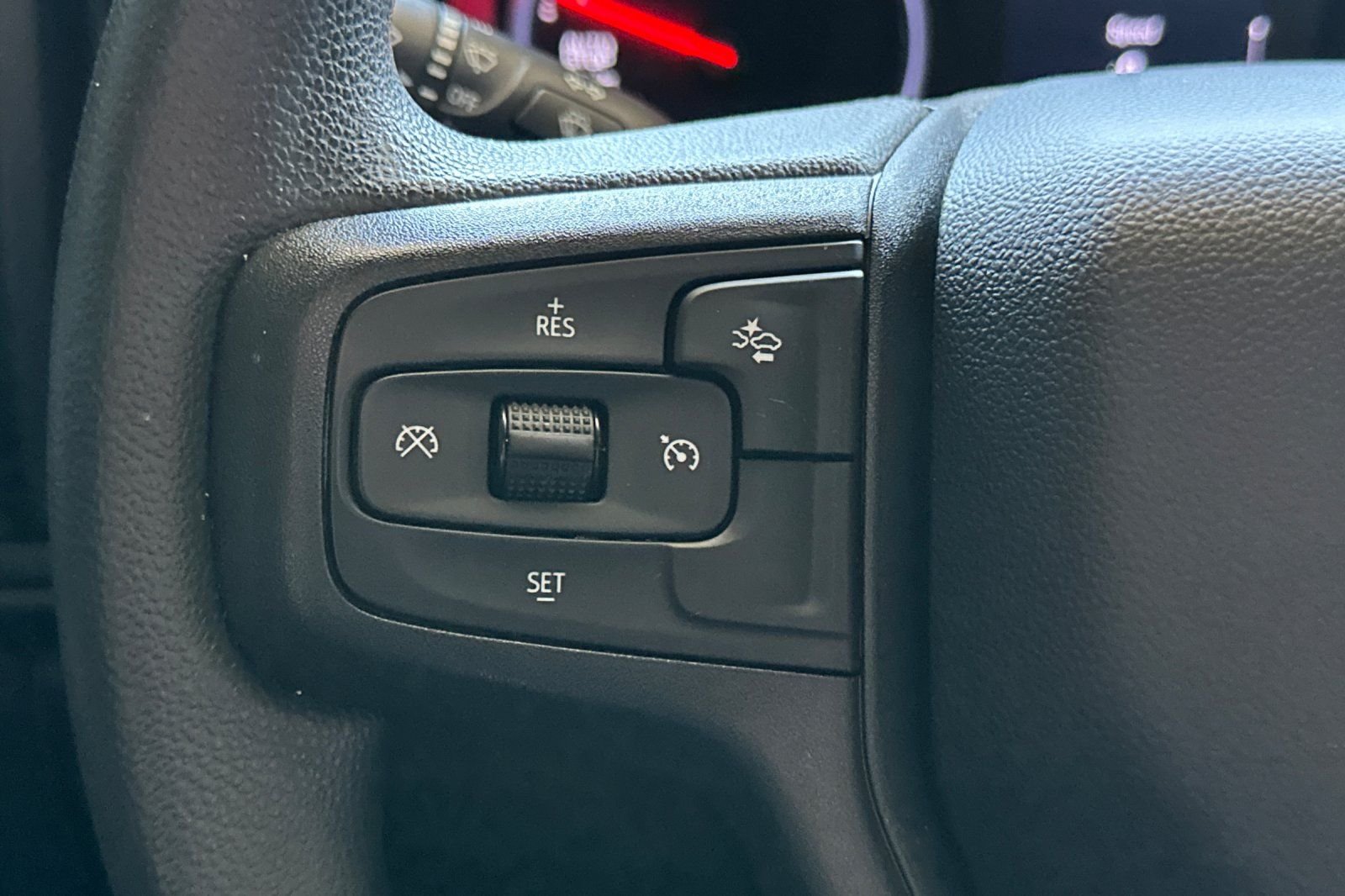 Used 2022 Black Chevrolet Custom image 25
