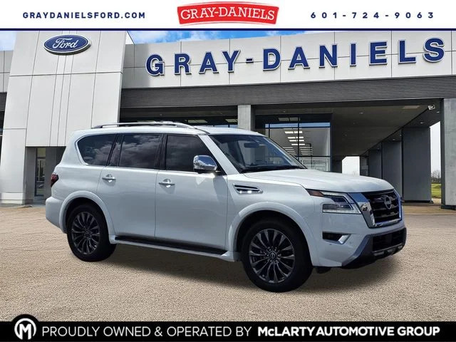 2024 Nissan Armada Platinum 4X2's photo