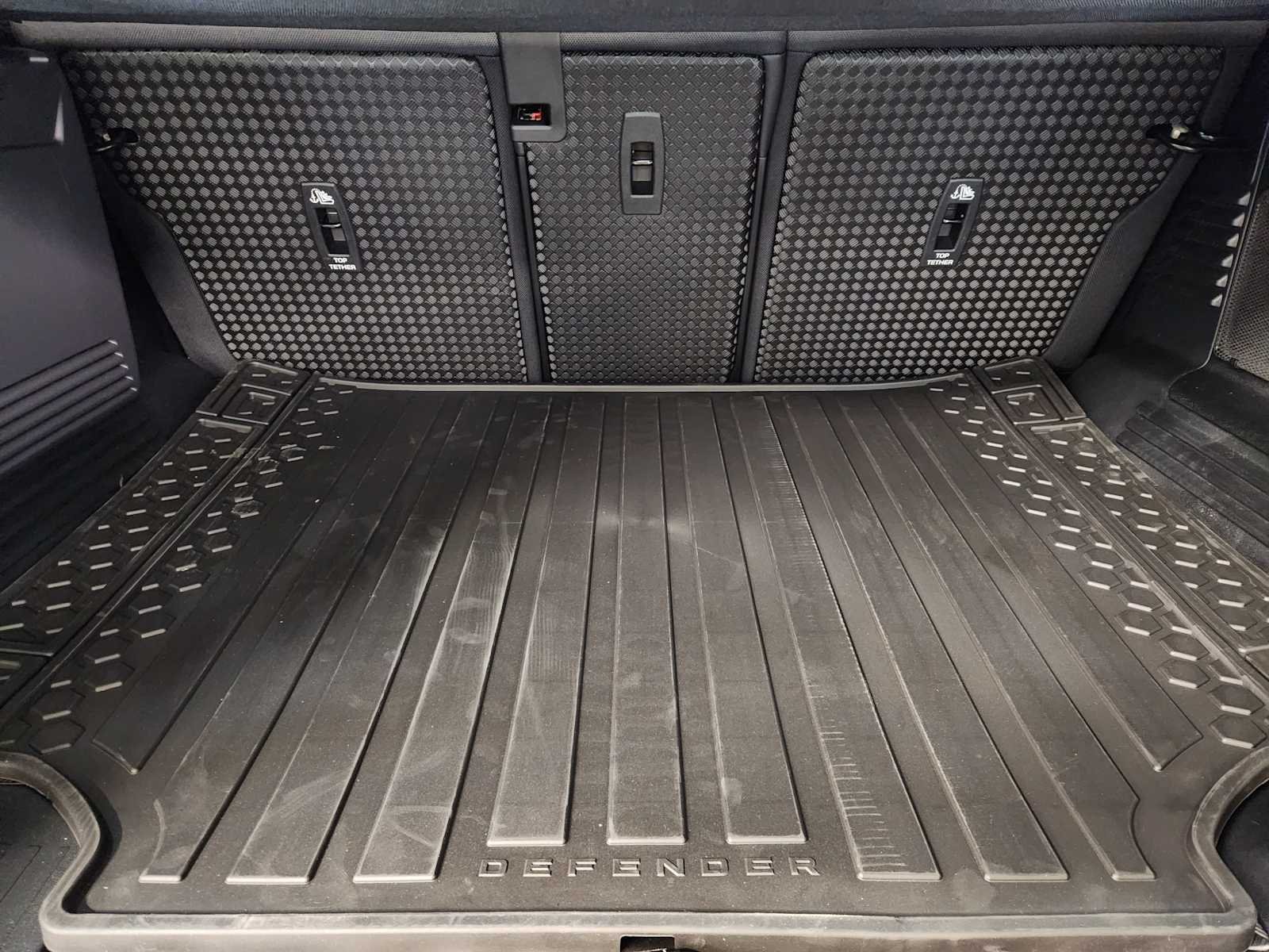 2026 Land Rover Defender V8 - Photo 34