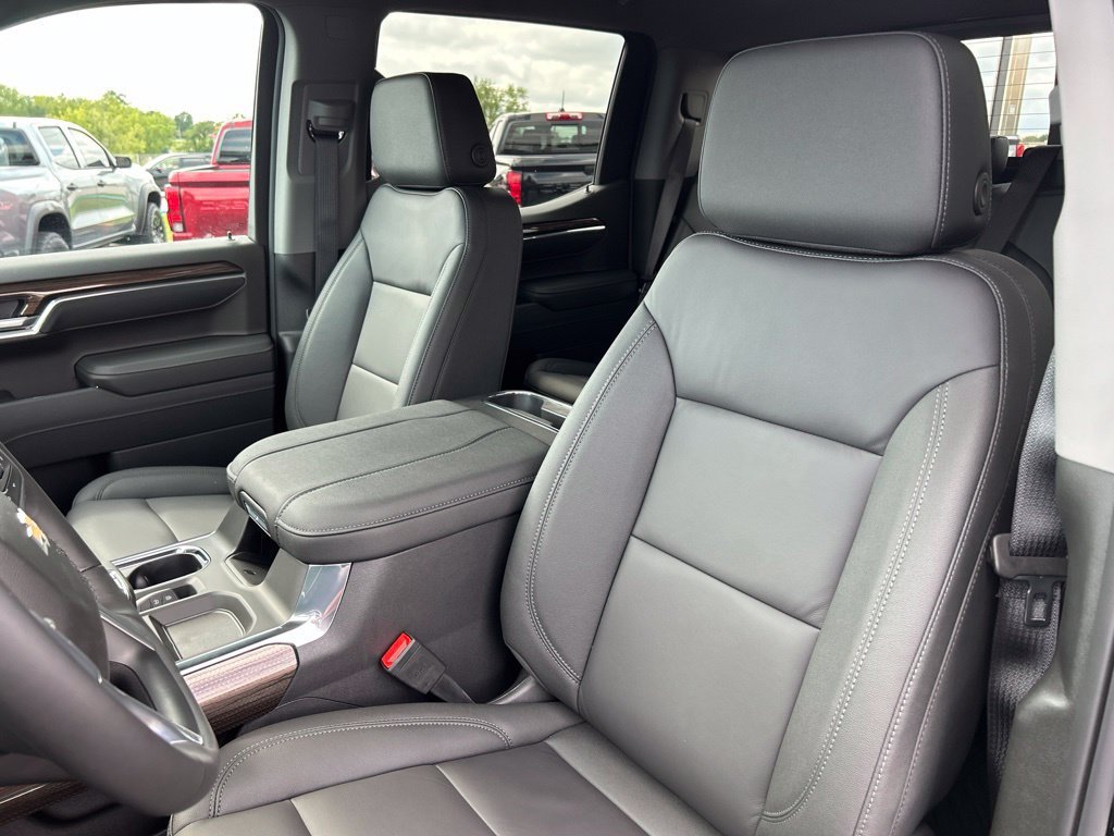 2026 Chevrolet Silverado 1500 LT - Photo 18