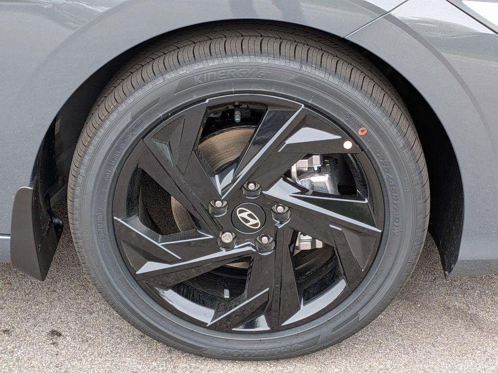 New 2026 Gray Hyundai SEL Sport image 9