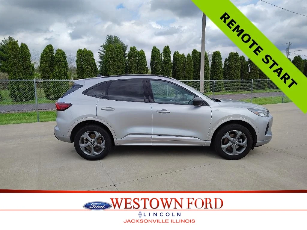 Used 2024 Iconic Silver Metallic Ford ST-Line image 1