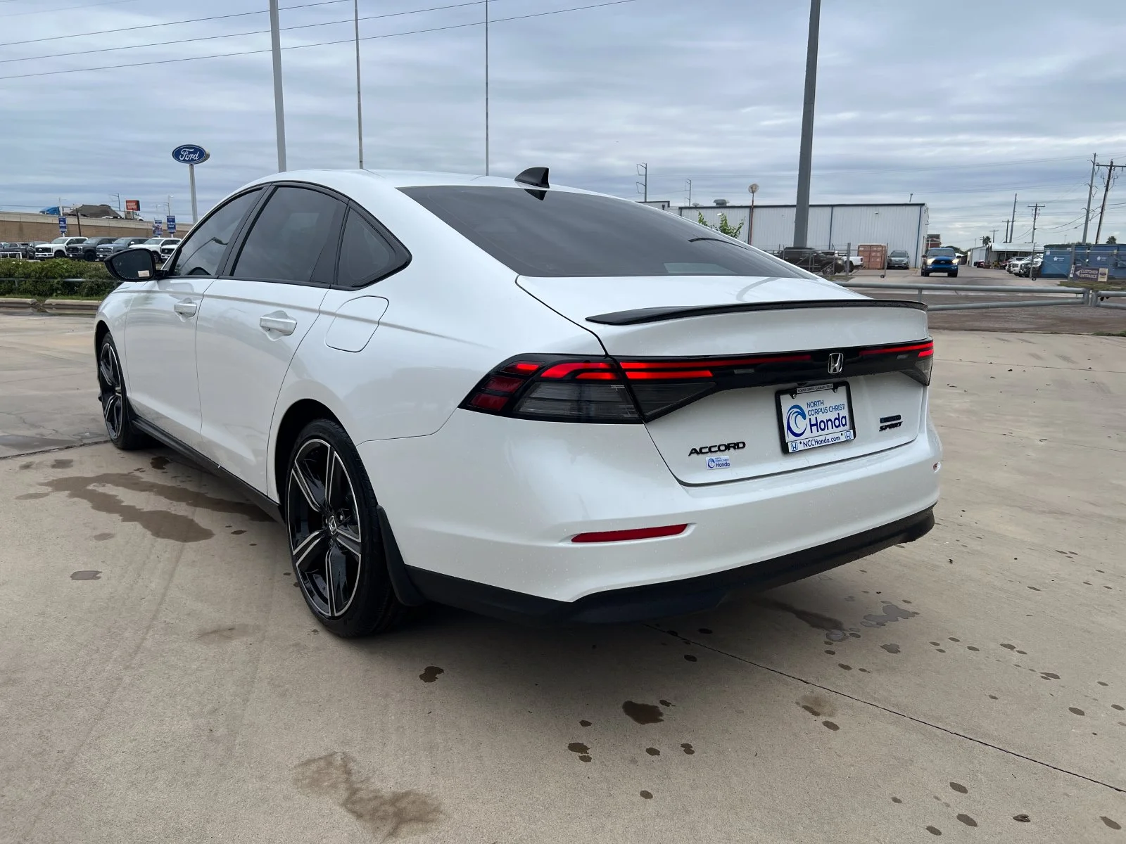 New 2026 Platinum White Pearl Honda Sport image 3