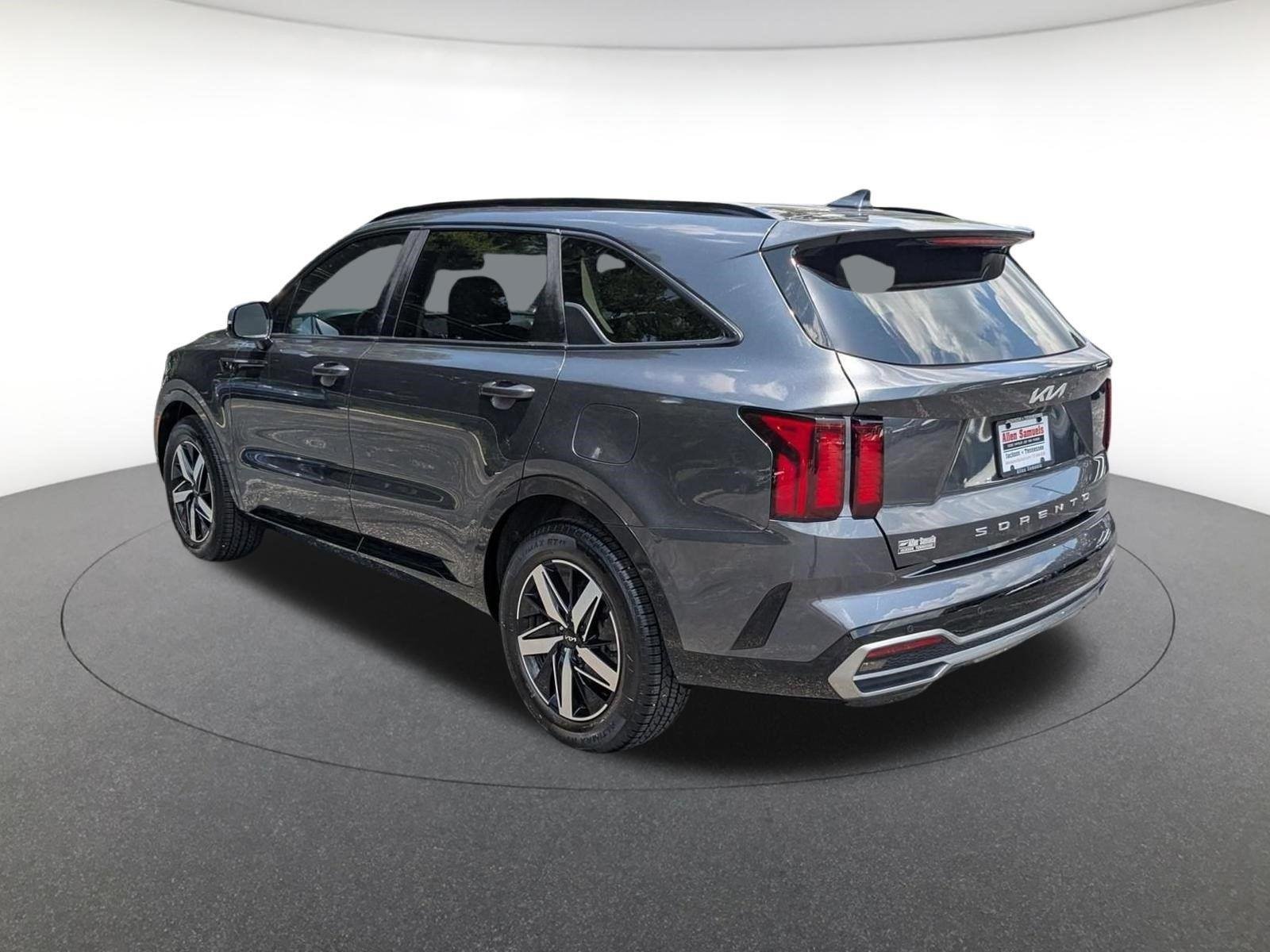 Used 2022 Gravity Grey Kia S image 7
