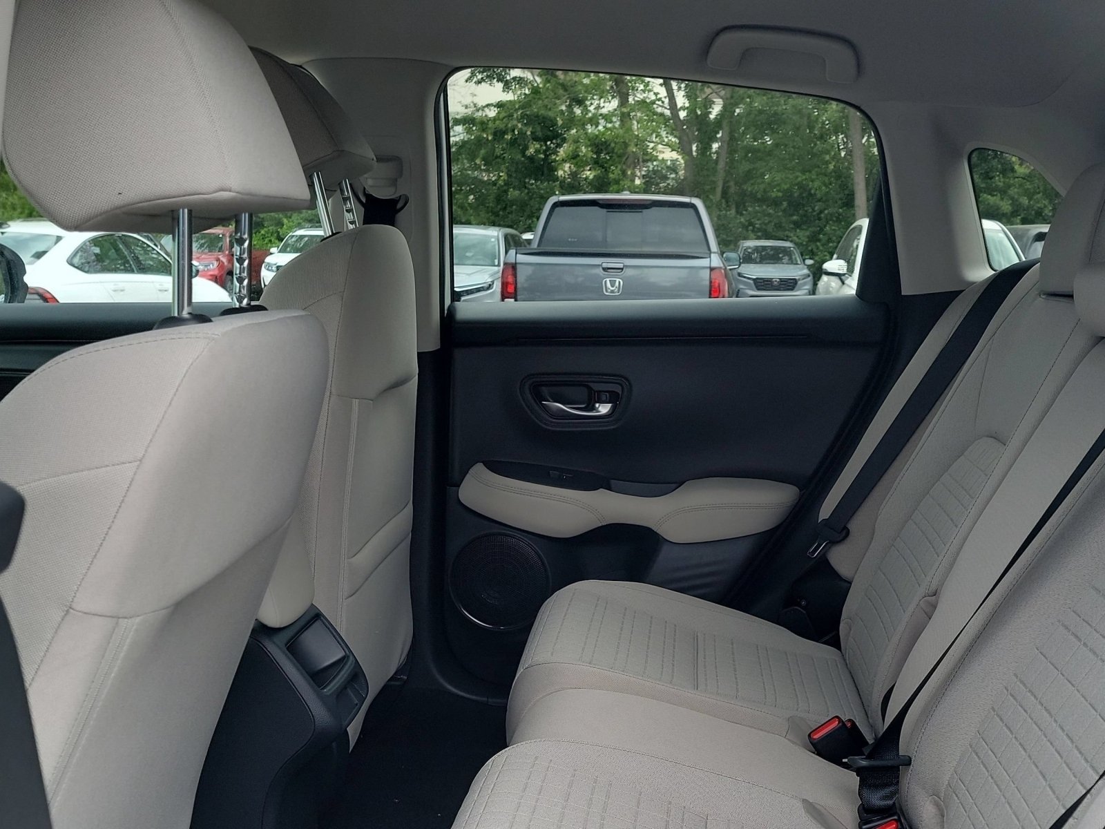 New 2027 Platinum White Pearl Honda LX image 22